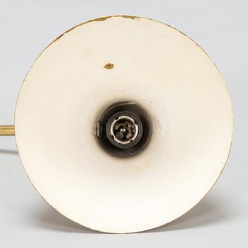 Paavo Tynell, a mid-20th century '7274' wall light for Idman.