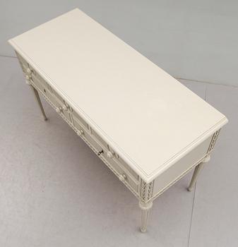SIDEBOARD, gustaviansk stil, 1900-talets andra hälft.