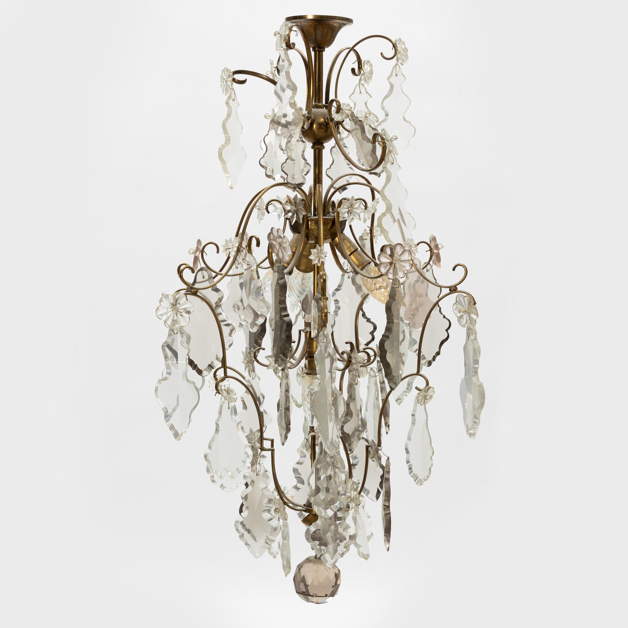A Baroque style chandelier, 20th Century.