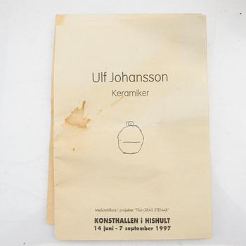 Ulf Johansson, lockask signerad stengods rakuteknik.