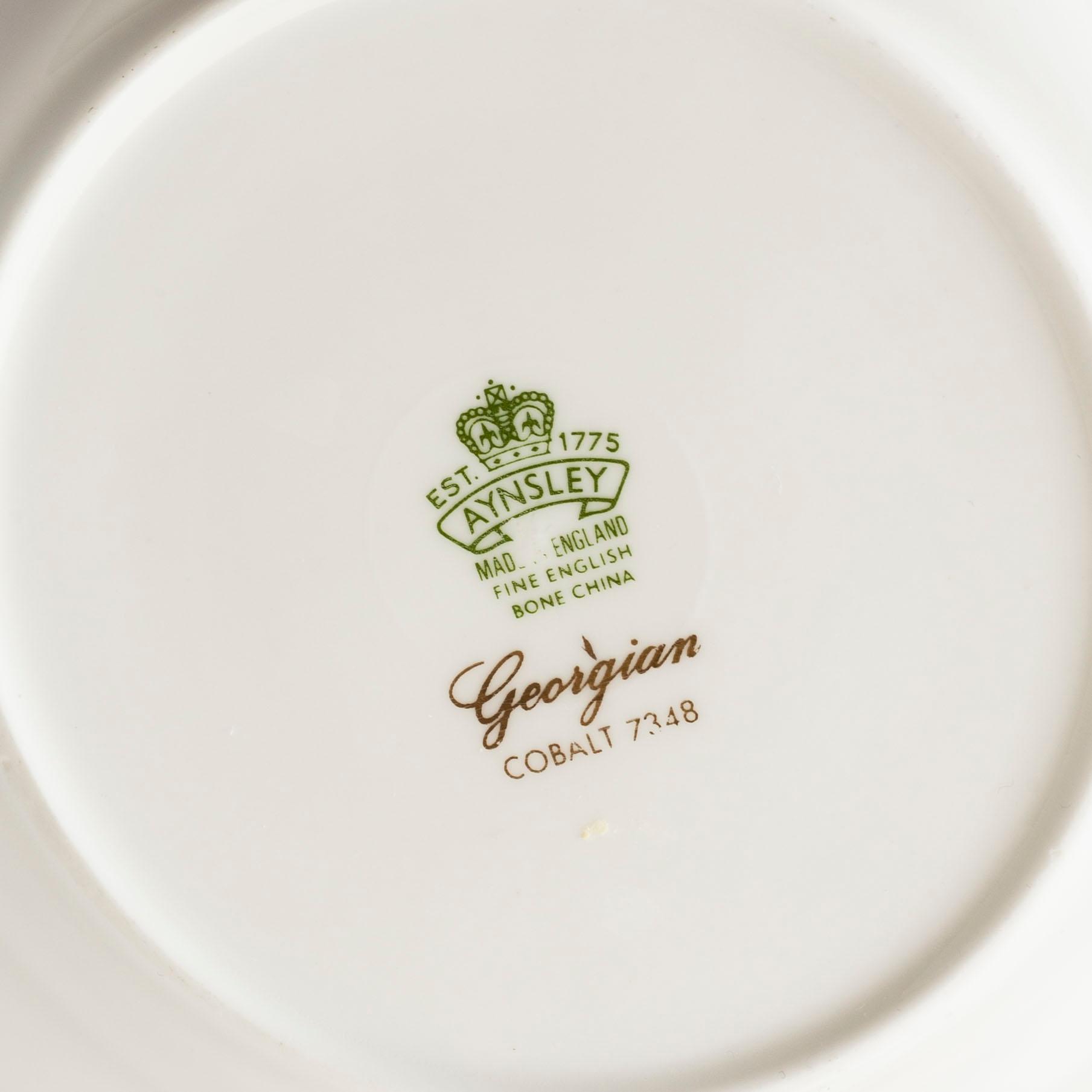 SERVIS, ca 49 delar, benporslin, "Cobalt", Aynsley, England, 1900-talets slut.