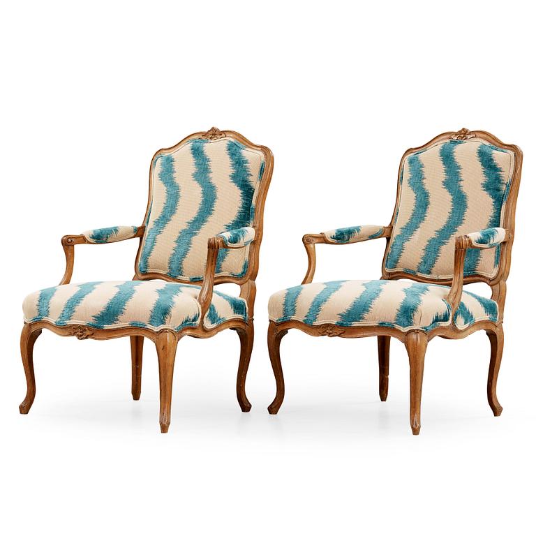 A pair of Louis XV 18th century armchairs by Pierre Bara, master in Paris 1758.