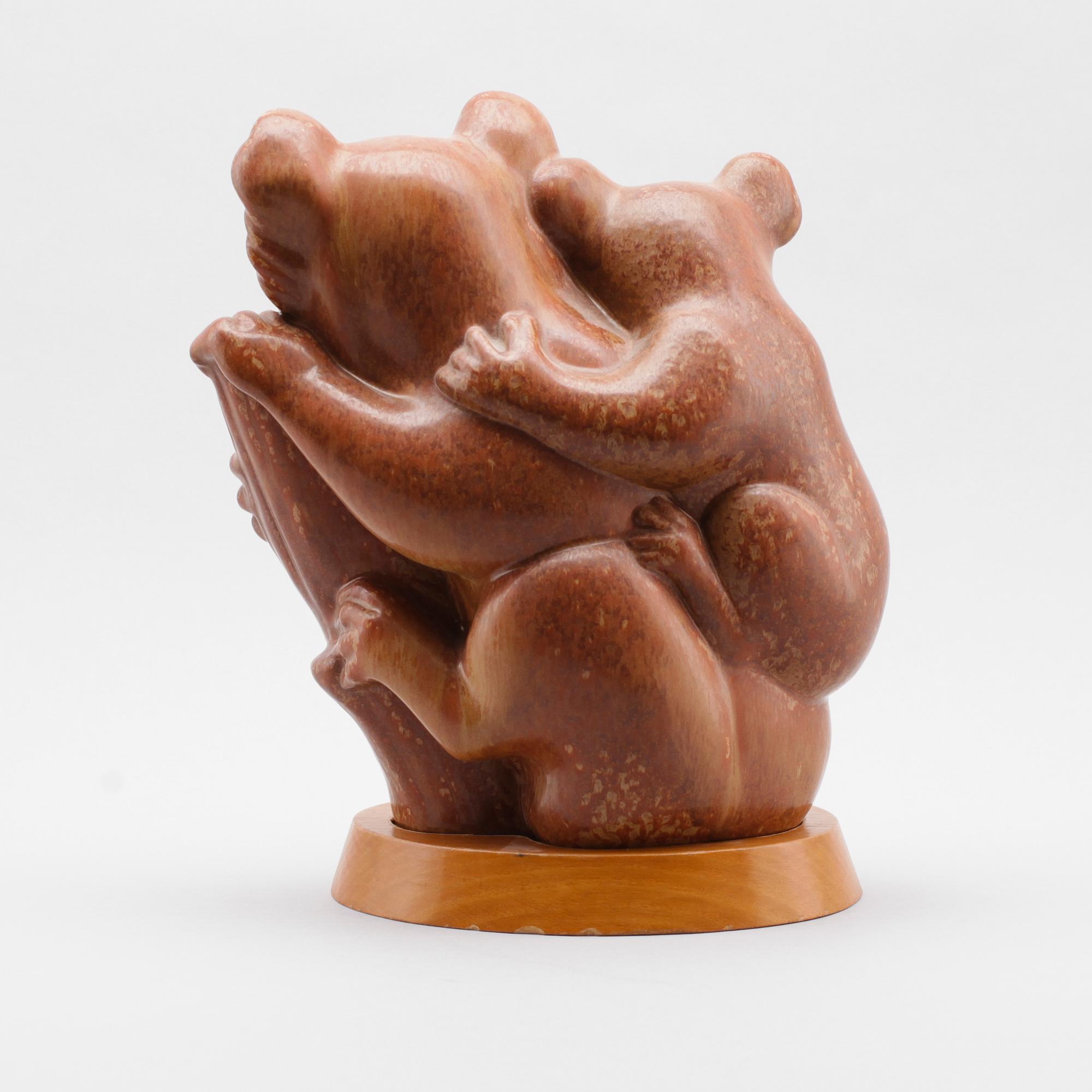 FIGUR, stengods, Gunnar Nylund, Rörstrand, monogramsignerad och numrerad 52/100, 1900-talets andra hälft.