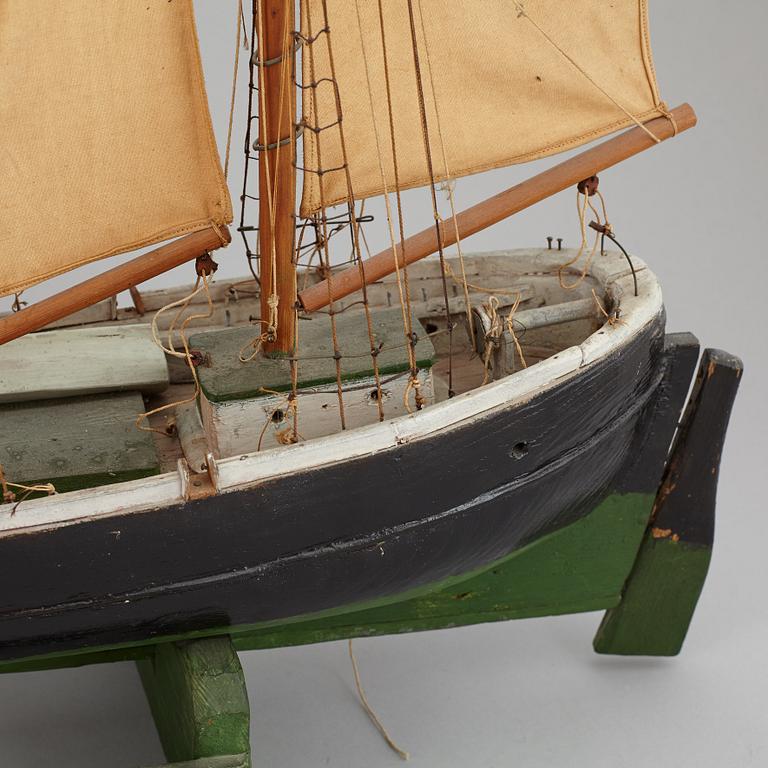 a early 20th century model ship.