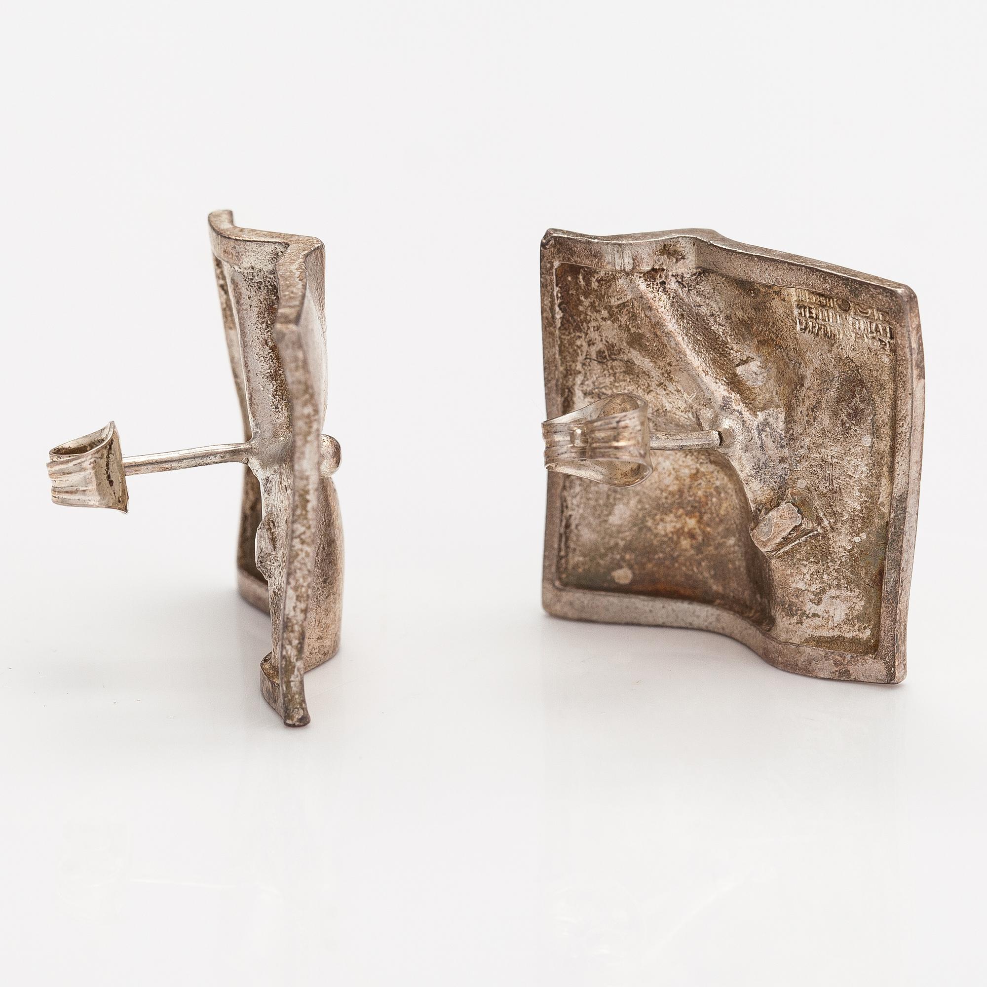 Björn Weckström, korvakorupari "Kilpi", aterlinghopeaa. Lapponia 1972.