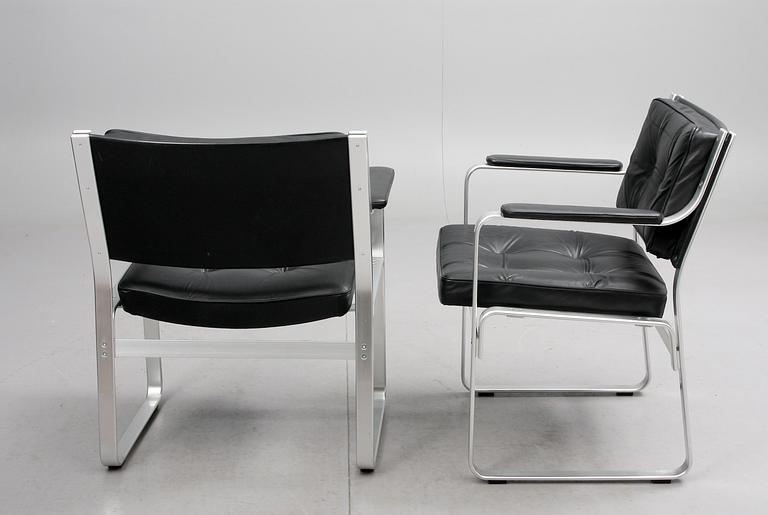 KARMSTOLAR, ett par, "Mondo", Karl-Erik Ekselius för JOC, Vetlanda.