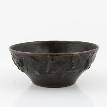 Lisa Ouchterlony, a bronze Jugend bowl from Herman Bergman fud.