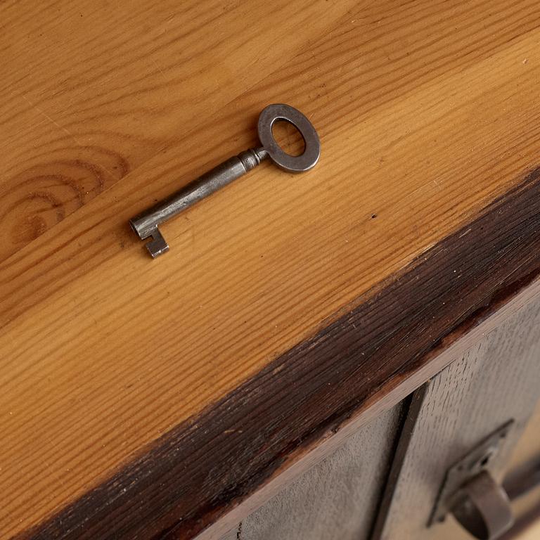 A wardrobe, first half of the 20th Century.