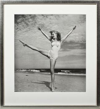 ANDRÉ DE DIENES, silvergelatin fotografi, stämpelsign á tergo.