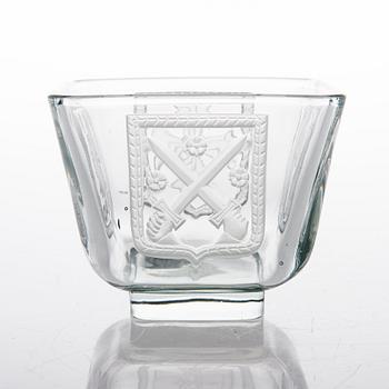 A glass bowl, 'Mottimalja' 1939-1940 Riihimäki Lasi Oy.