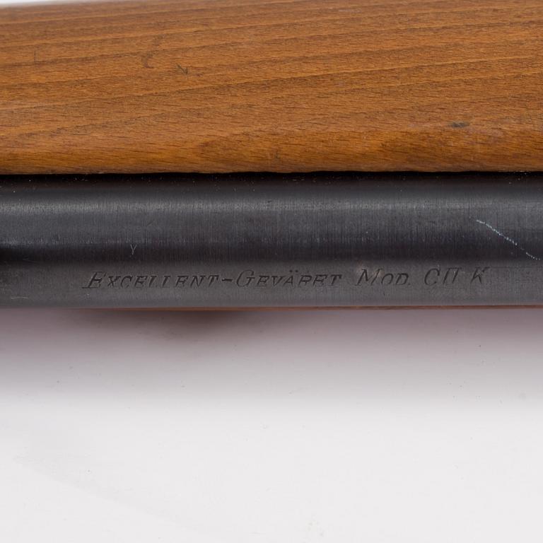 A Swedish 1960´s Excellent Model CII K air rifle.