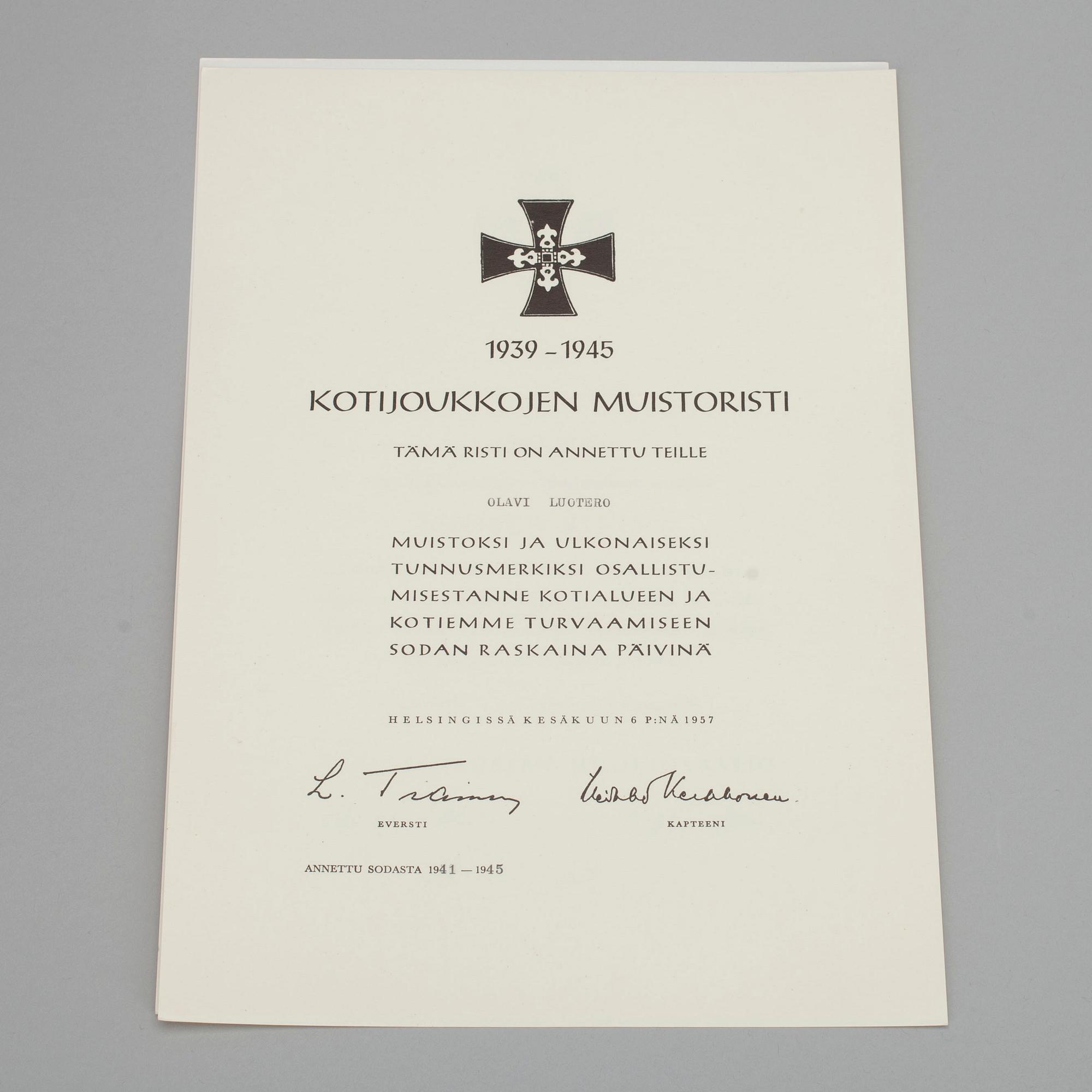 PARTI MEDALJER, ca 40 st, DIPLOM och UTMÄRKELSER, 15 st, Finland 1940-tal.