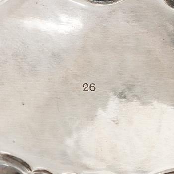 A silver centrepiece bowl, import mark Oskar Lindroos, Helsinki 1929.