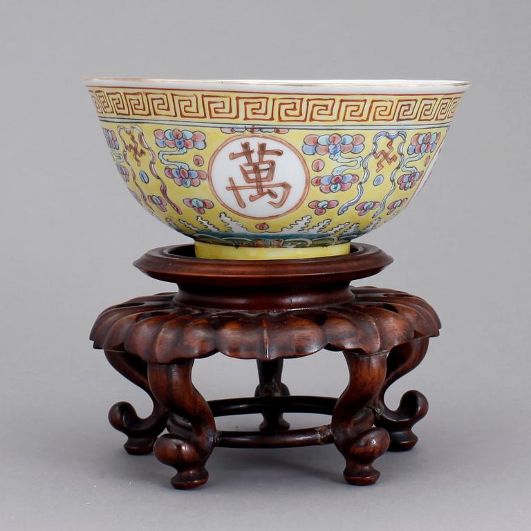 SKÅL, porslin, Kina, Guanxus märke, kring sekelskifte 1900.