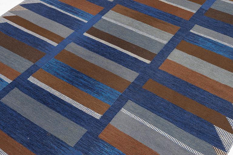 Margareta Grandin-Nettles, a flat weave carpet, c. 302 x 246 cm, signed GLH MG.