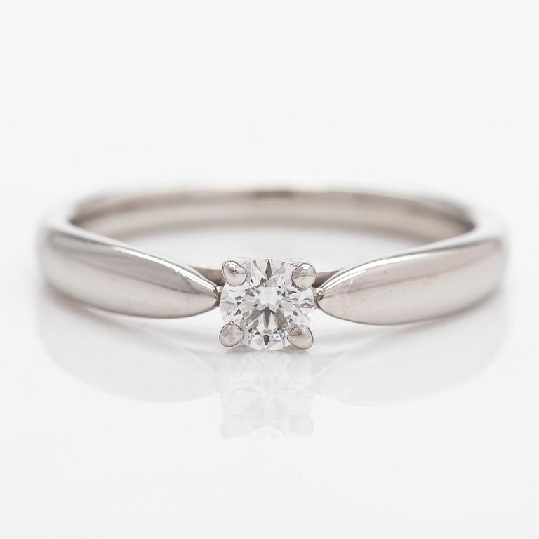 Tiffany & Co, a 'Harmony' platinum ring, with a brilliant-cut diamond approx. 0.17 ct.