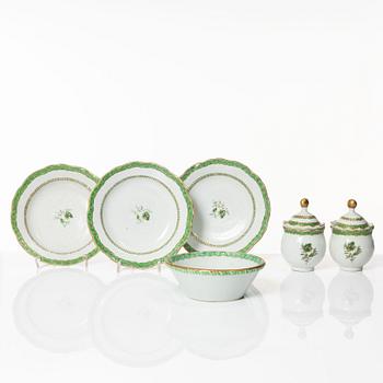 A set of six Chinese export porcelain service pieces, Qing dynasty, Qianlong (1736-95).
