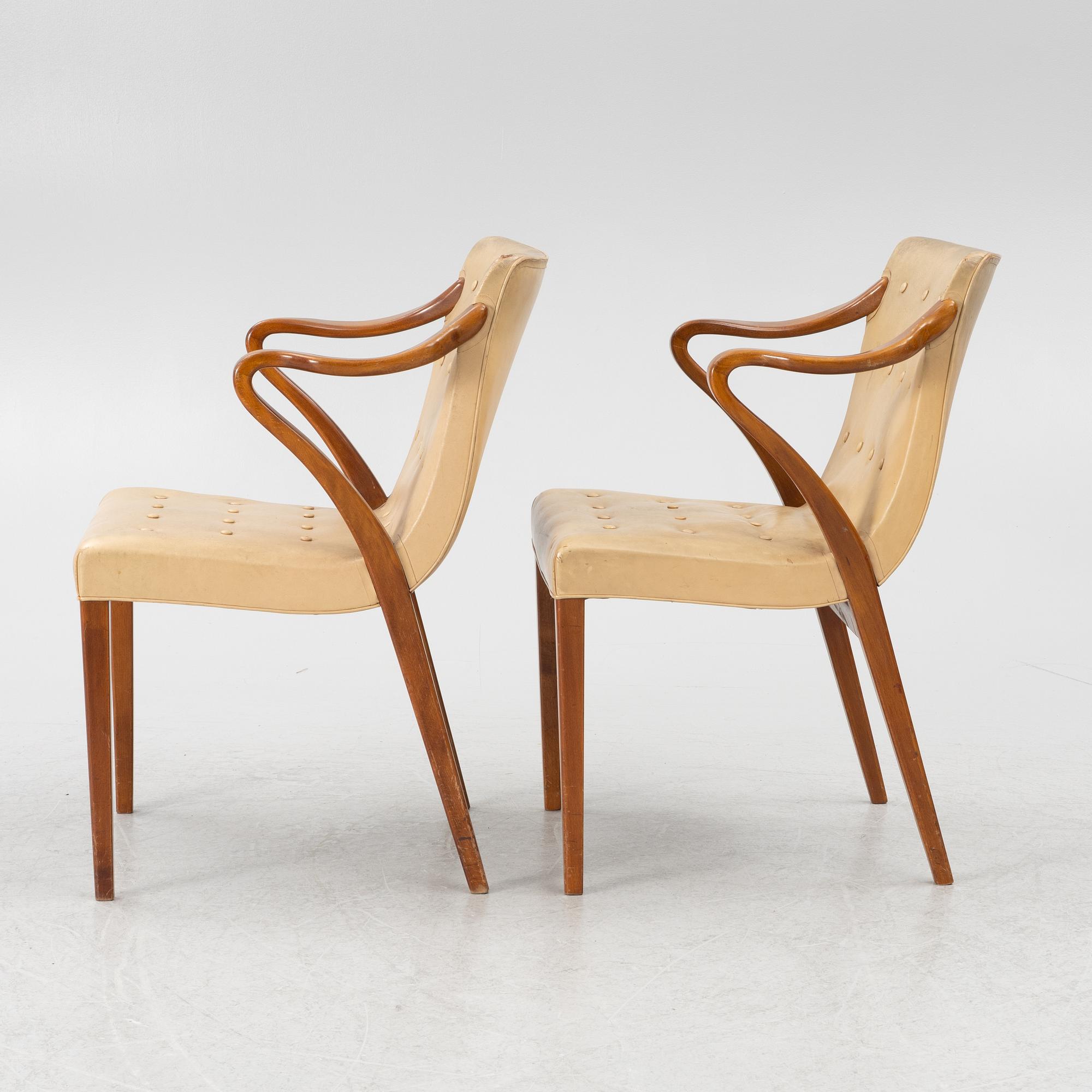 Axel Larsson, karmstolar, ett par, modell 1208, Svenska Möbelfabrikerna Bodafors.