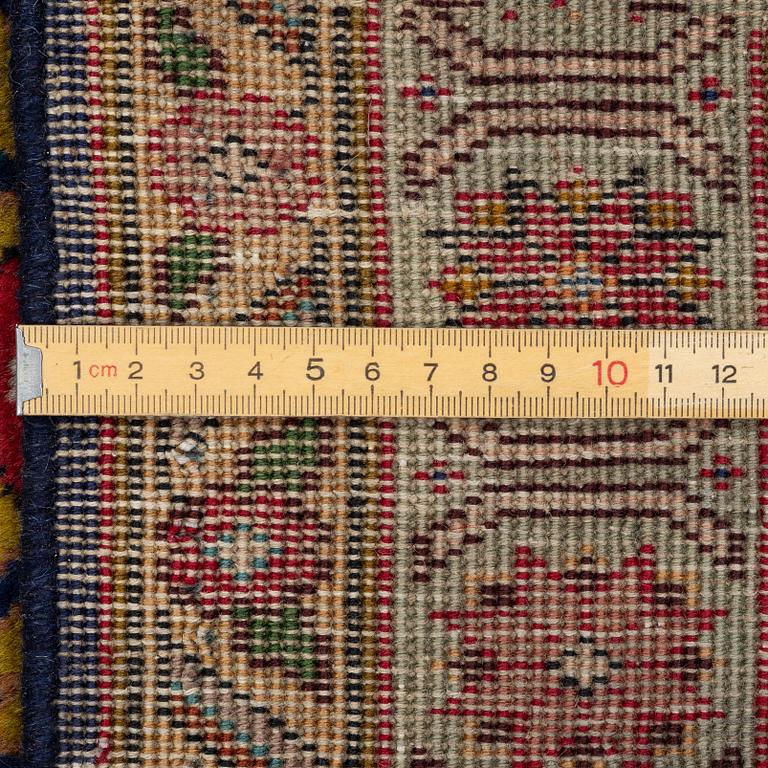 Carpet, Tabriz, approx. 300 x 295 cm.
