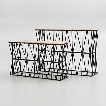 Flower table, 2 pieces, 20th/21st century.
