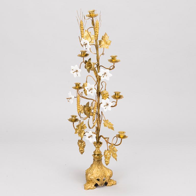 KANDELABER, Frankrike, 1900-talets första hälft.