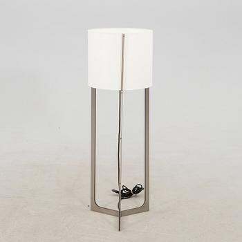 Gabriel Teixidó, floor lamp "Nirvana" for Carpyen.