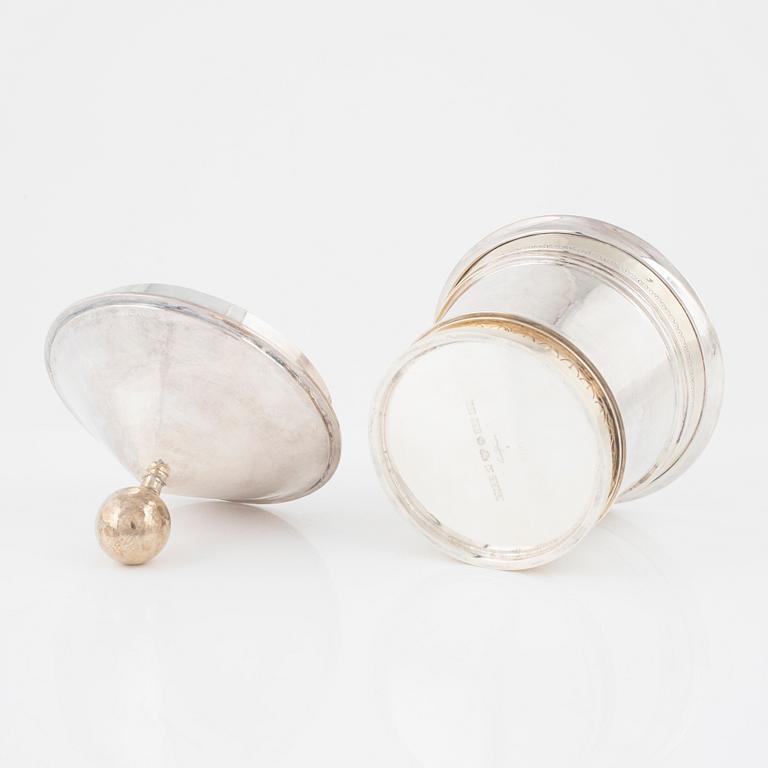 Eric Löfman,  a silver bonbonnière, mark of MGAB, Uppsala 1983. No. 7 out of 10.