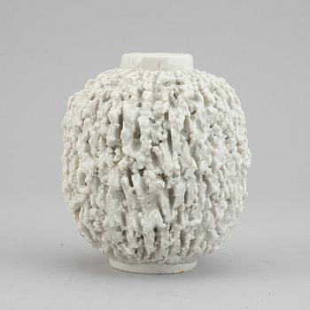 Gunnar Nylund, a stoneware vase, Rörstrand, Sweden 1940's.