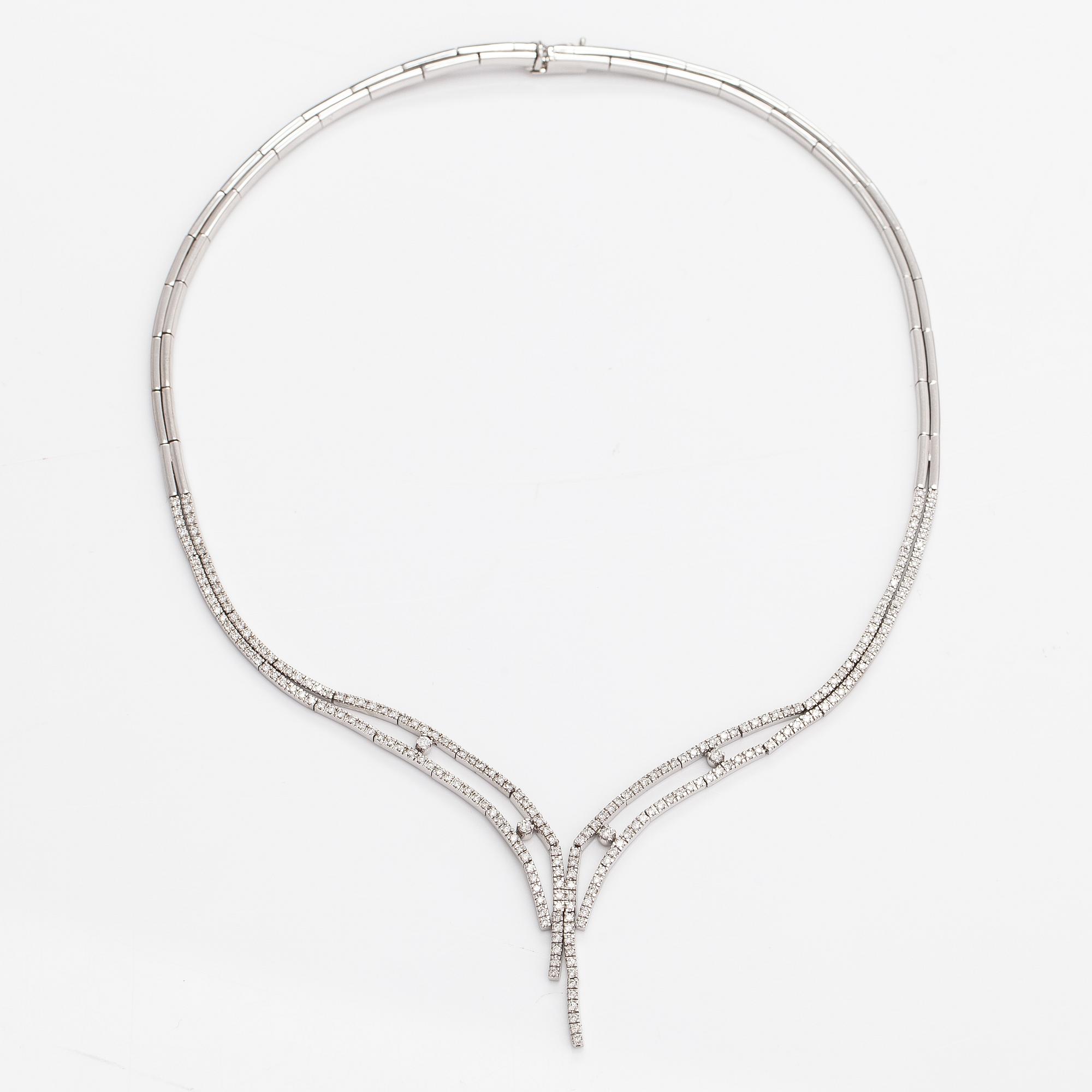 Halsband, 18K vitguld, diamanter ca 2.50 ct tot.