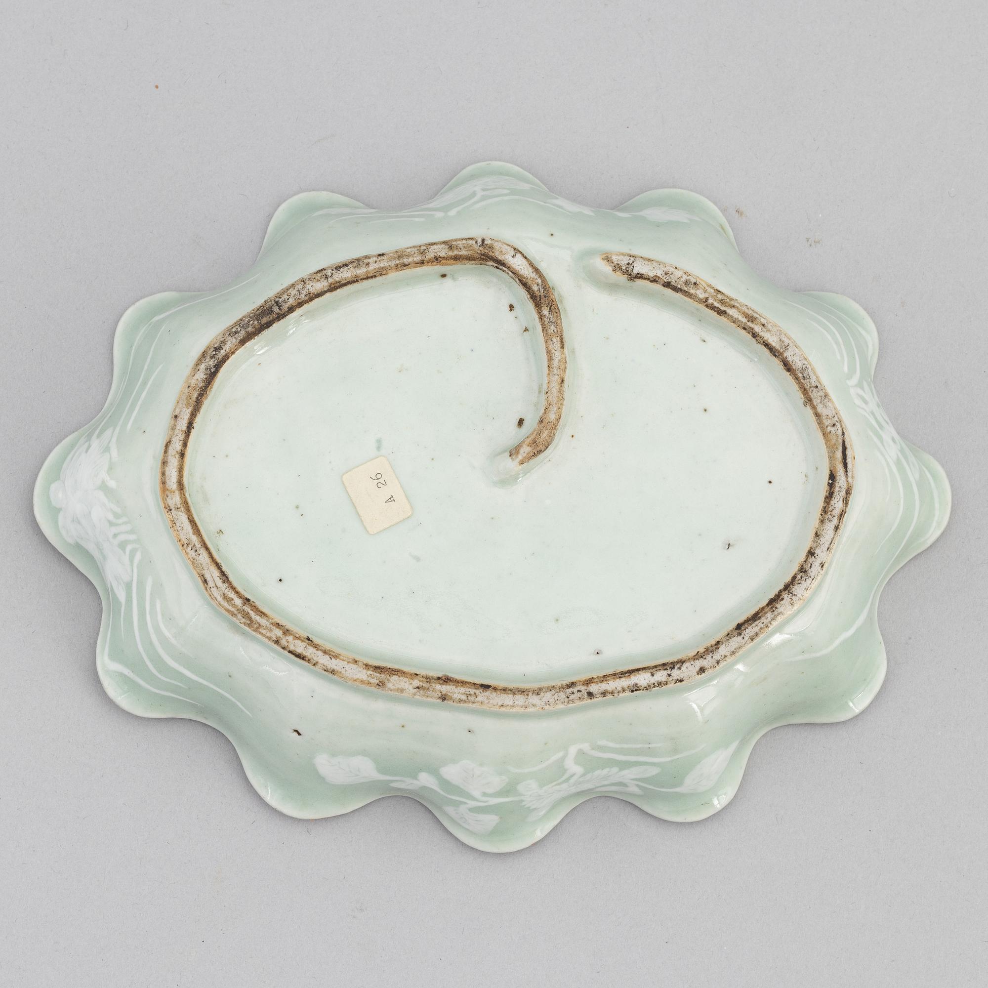 A Chinese celadon glazed lotus leaf shaped bowl, late Qing dynasty, and a ge-glazed brush washer, possibly 20 century.