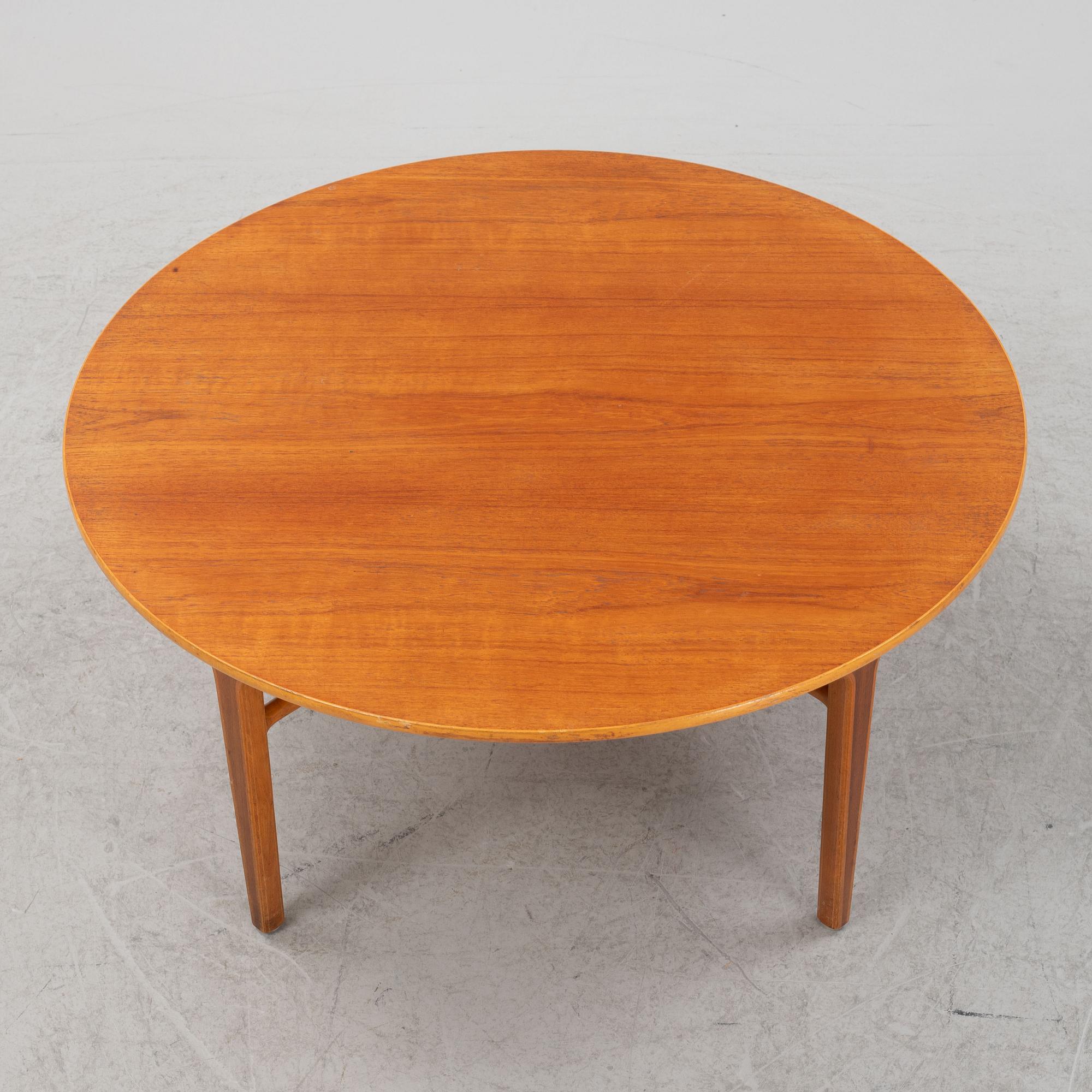 Peter Hvidt & Orla Mølgaard Nielsen, soffbord, modell 9610, Fritz Hansen, Danmark, 1950-tal.