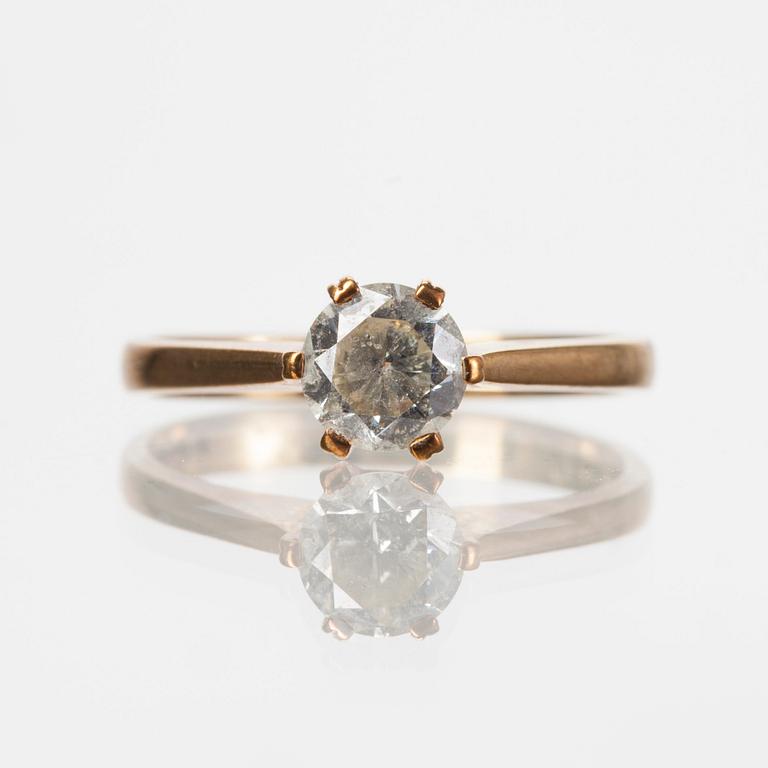 RING, guld 14K, briljantslipad diamant ca 0,80 ct. Helsingfors 1992.