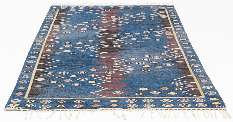 Barbro Nilsson, a carpet, "Snäckorna", tapestry weave, ca 215 x 143 cm, signed AB MMF BN.