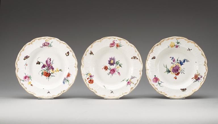 A set of eight Berlin soup dishes, 18th Century.