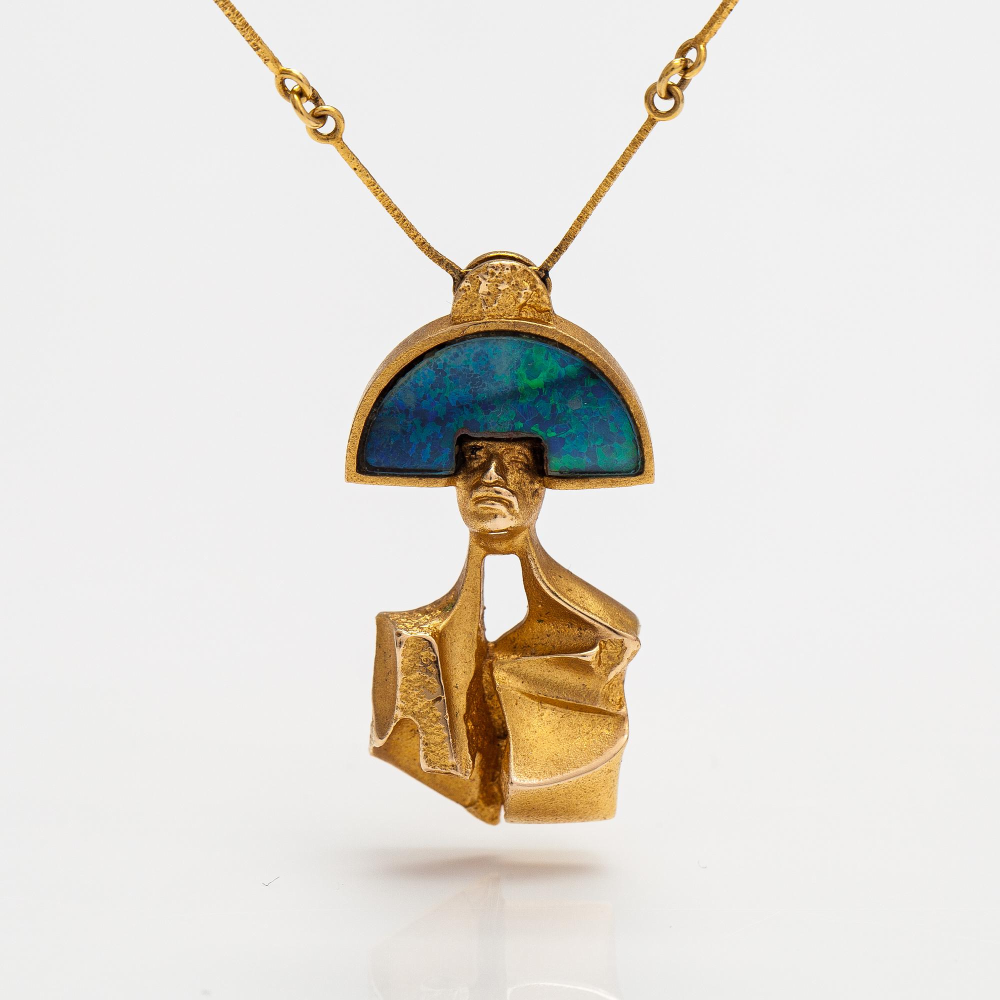 Björn Weckström,  "Balak", a 14K gold necklace with an opal triplette. Lapponia 1977.