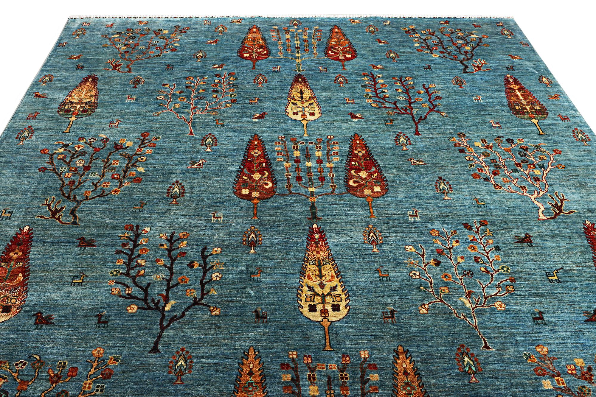A Khorjin carpet, ca. 304 x 255 cm.
