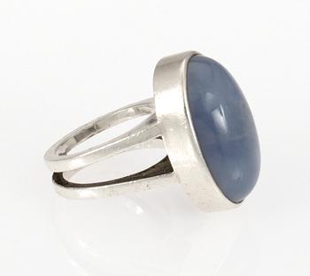 Rey Urban, RING, Rey Urban, silver med calcedon.