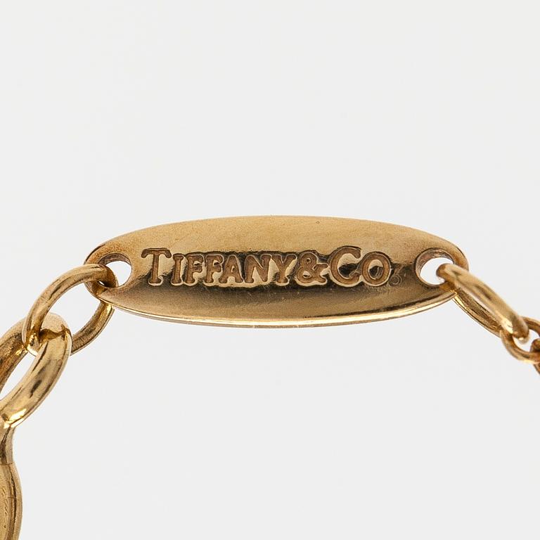 Tiffany & Co, Elsa Peretti, an 18K gold 'Bean' necklace.