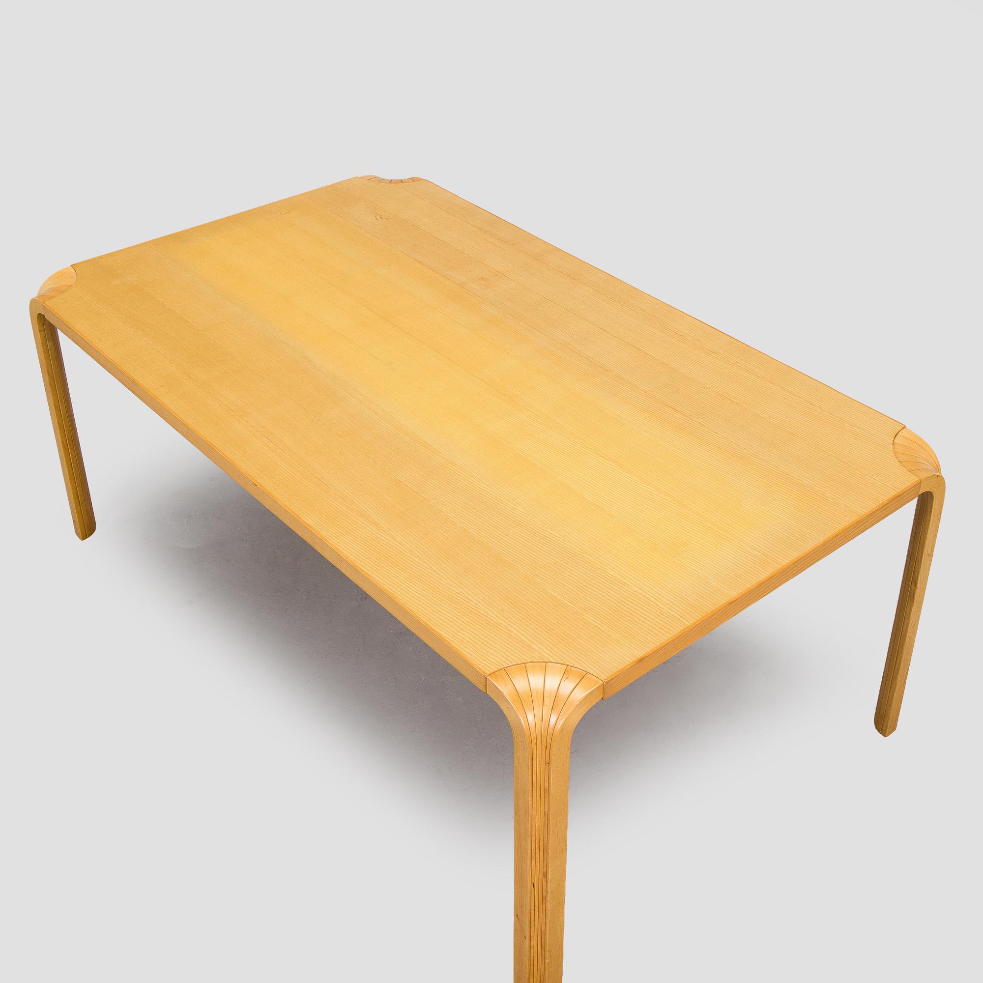 Alvar Aalto, sohvapöytä, malli MX800A, Artek 1900-talets slut.