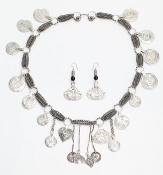 A sterling silver Jubilee collier and earrings set for Kalevala's 150th anniversary. Kalevala Koru Helsinki 1984, 1992.