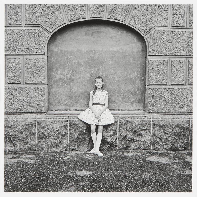 Ismo Hölttö, "Tölö folkskola, Tölögatan 41-45, Helsingfors 1966".