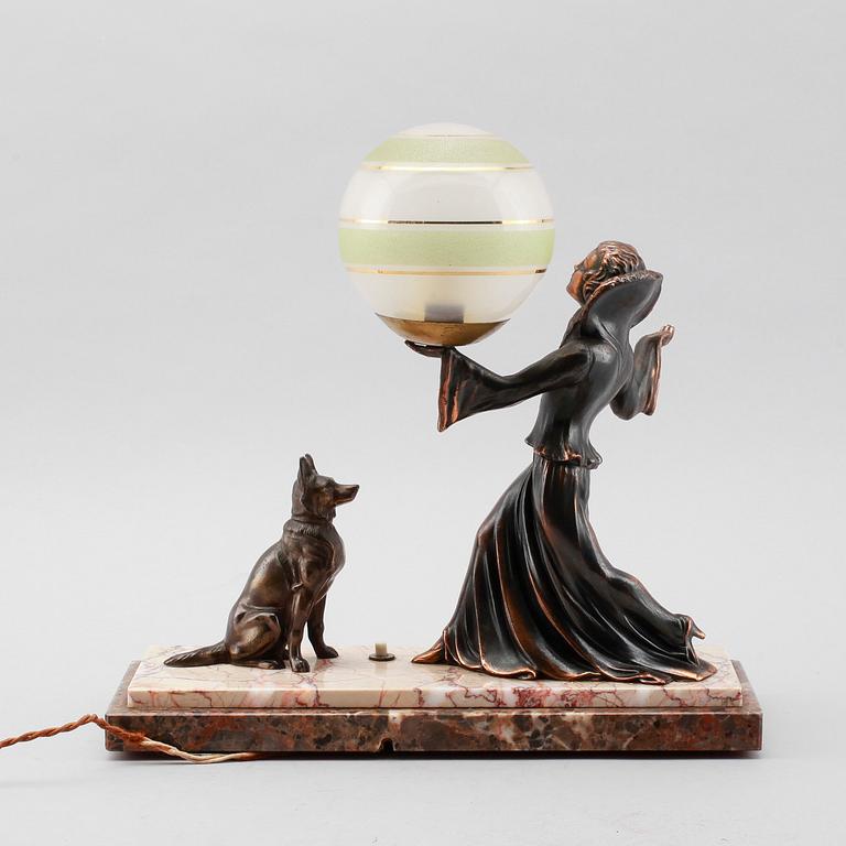 BORDSLAMPA, patinerad metall och marmor, art déco, 1900-talets första hälft.