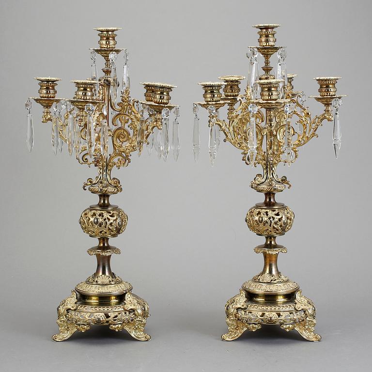 KANDELABRAR ETT PAR, Nyrenässans, 1800-talets slut.