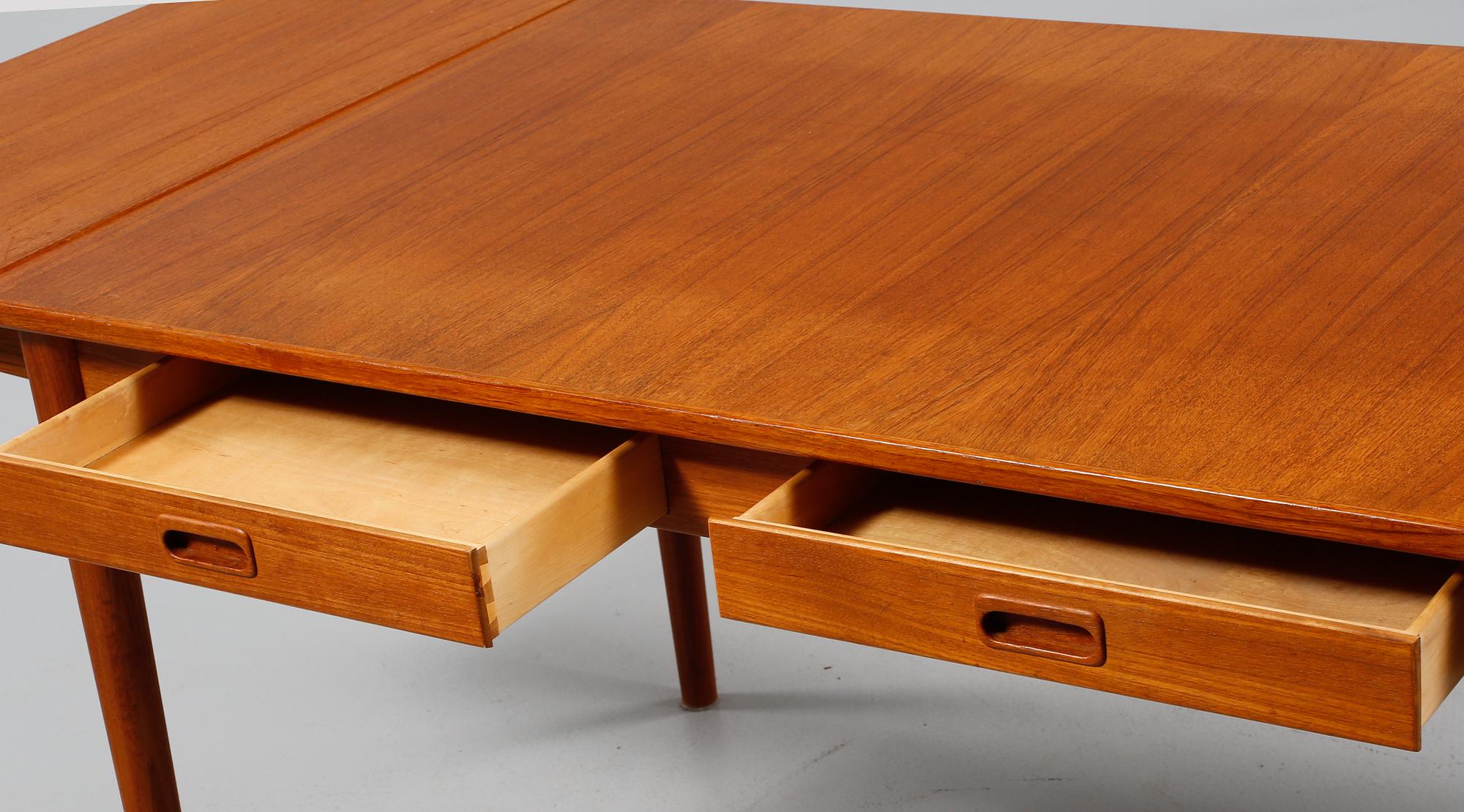 BORD, Nils Jonsson, Troeds, 1900-talets andra hälft.