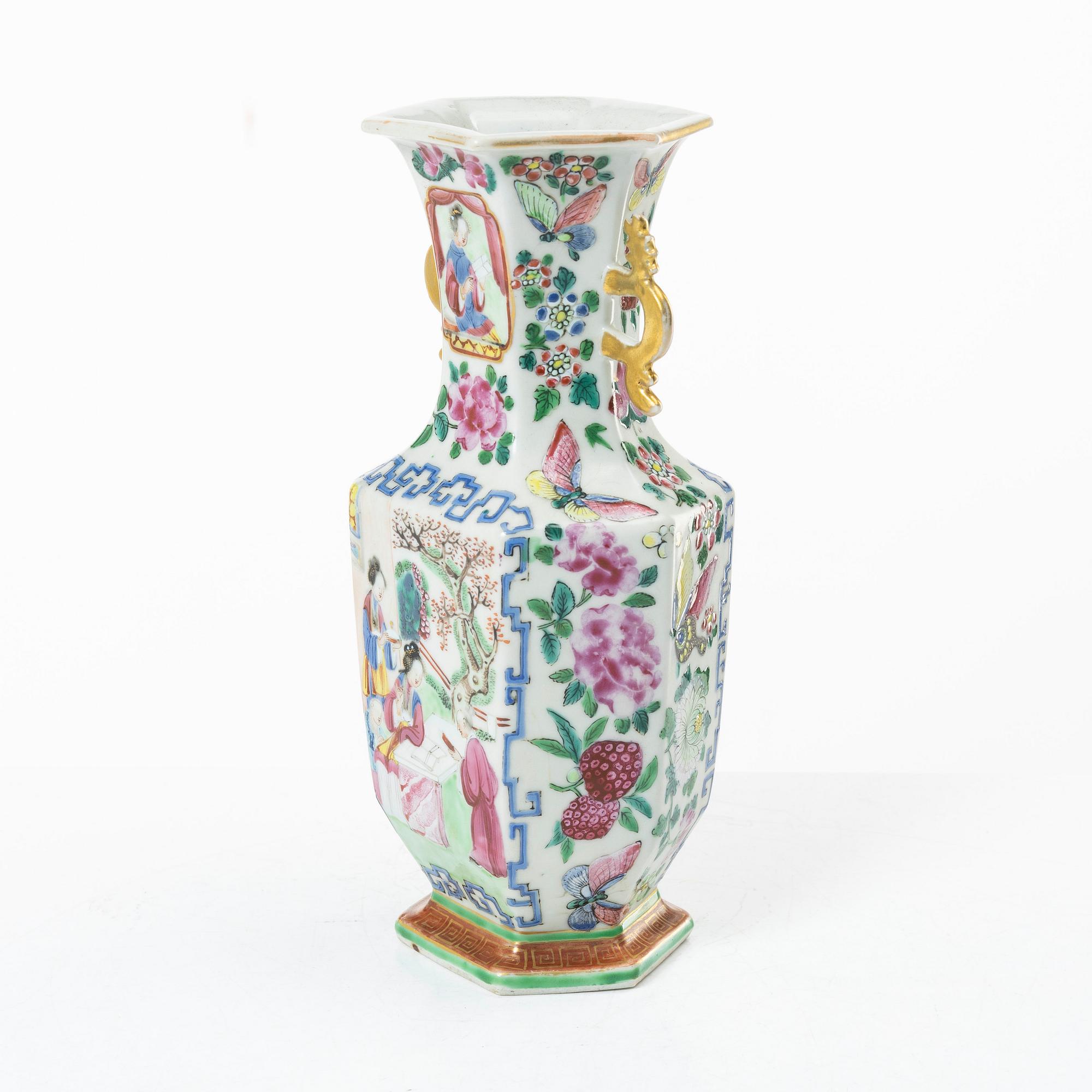 Vas, porslin. Qingdynastin, Kanton, 1800-tal.