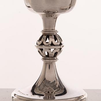 Eric Löfman, A set of twelve silver vodka glasses, KG Markströms, Uppsala 1972.