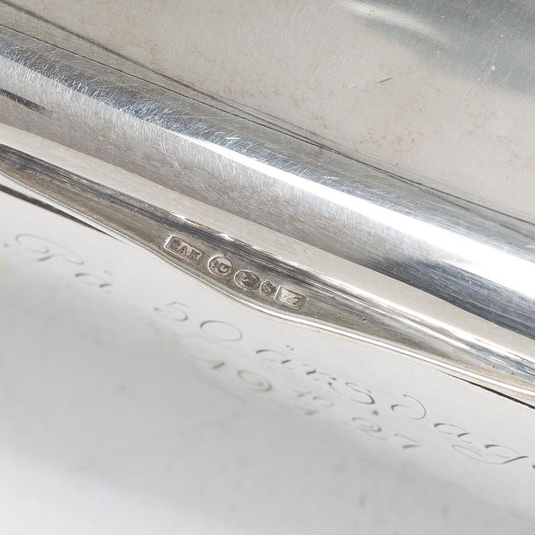 CA Kjernås, tobaksskrin, silver, Göteborg 1925.