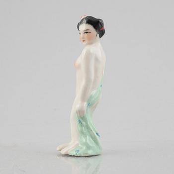 Two Chinese erotic porcelain figures, first part of the 20th century.