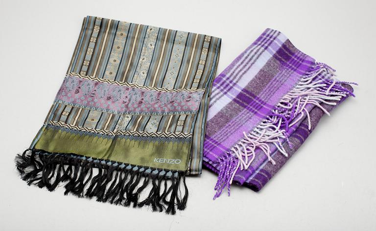 SJAL OCH HALSDUK, Kenzo samt Mulberry.