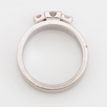 Ring, 18K vitguld med briljanter.